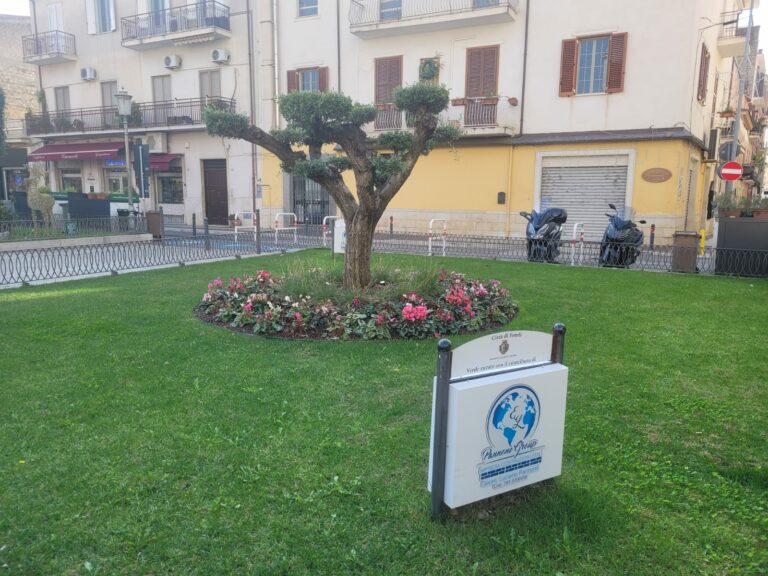 Fondi: Adottare un angolo di verde pubblico, già assegnati 9 spazi verdi
