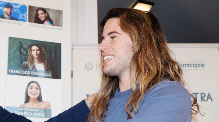 Cucciolo e Manuela Arcuri a Gaeta. Il report