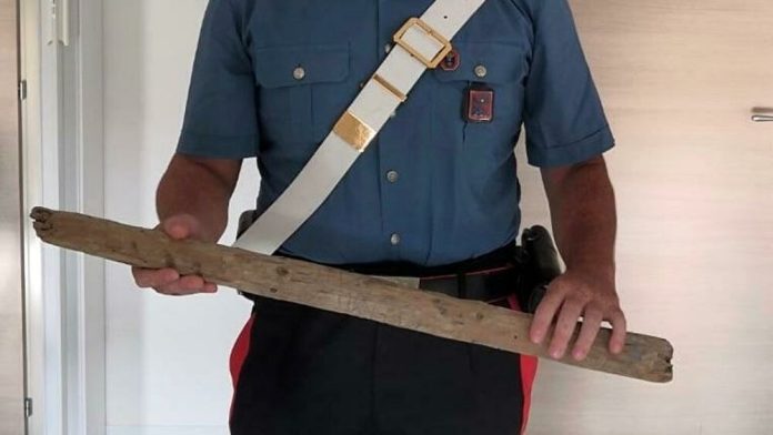 bastone carabinieri