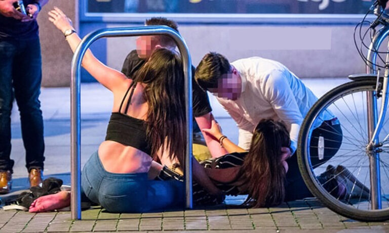 Vende una bottiglia di vodka ad un ragazzino di 15 anni; la beve e finisce in ospedale. Chiusa un’attività commerciale