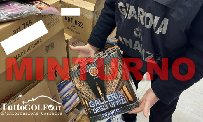 GUARDIA DI FINANZA MINTURNO BOTTI FUOCHI D'ARTIFICIO