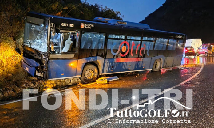 INCIDENTE FONDI ITRI AUTOBUS CAMION