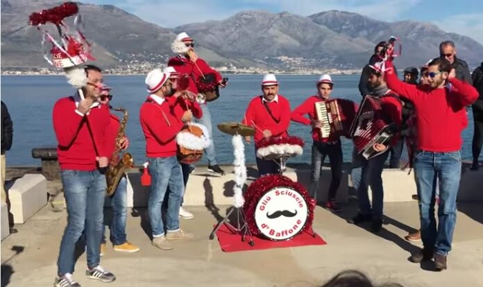 Sciuscio-di-Gaeta-Gliu-sciusce-d-baffon