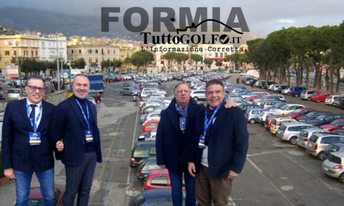 DI ROCCO FORMIA PARCHEGGI STRISCE BLU