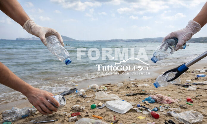 SPIAGGIA FORMIA VINDICIO RIFIUTI