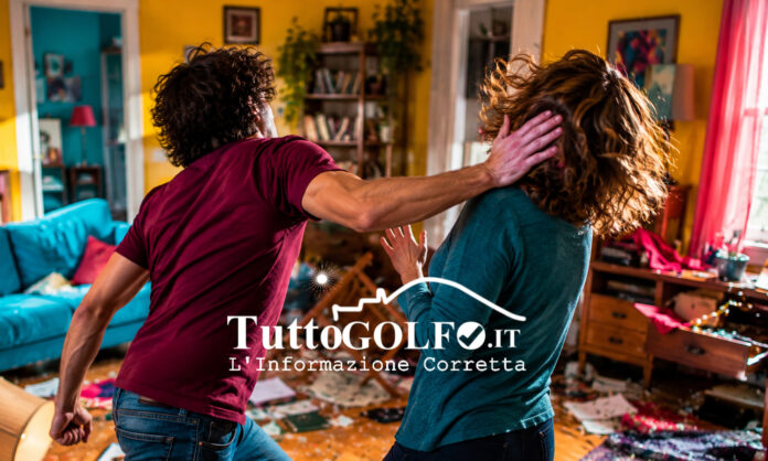 schiaffio violenza madre